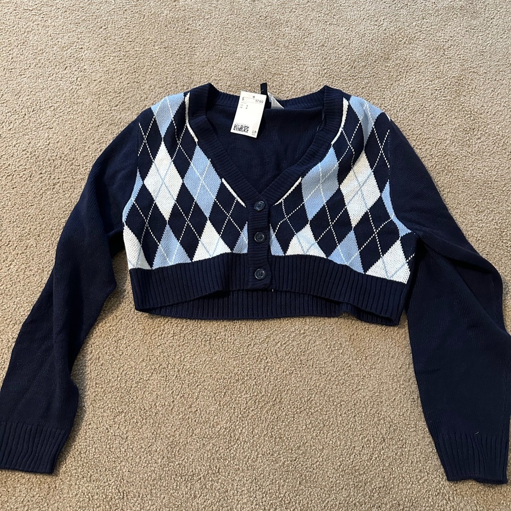 h & m